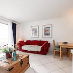 New 2 Bed In Antibes, 5 Min Walk To The *