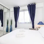 New 2 Bed In Antibes, 5 Min Walk To The Lägenhet *