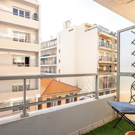 New 2 Bed In Antibes, 5 Min Walk To The Antibes