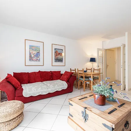 New 2 Bed In Antibes, 5 Min Walk To The Apartment