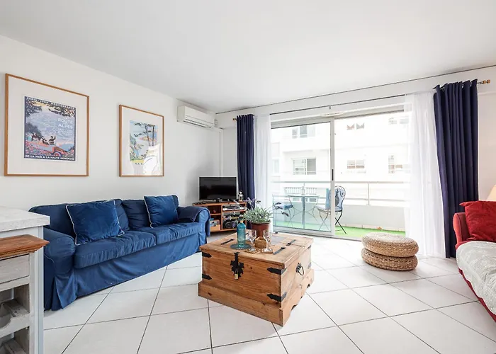 Lejlighed New 2 Bed In Antibes, 5 Min Walk To The