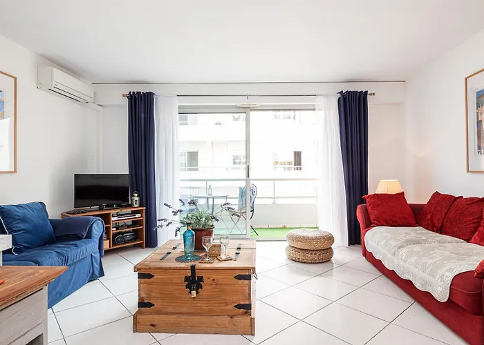 New 2 Bed In Antibes, 5 Min Walk To The Lejlighed Antibes